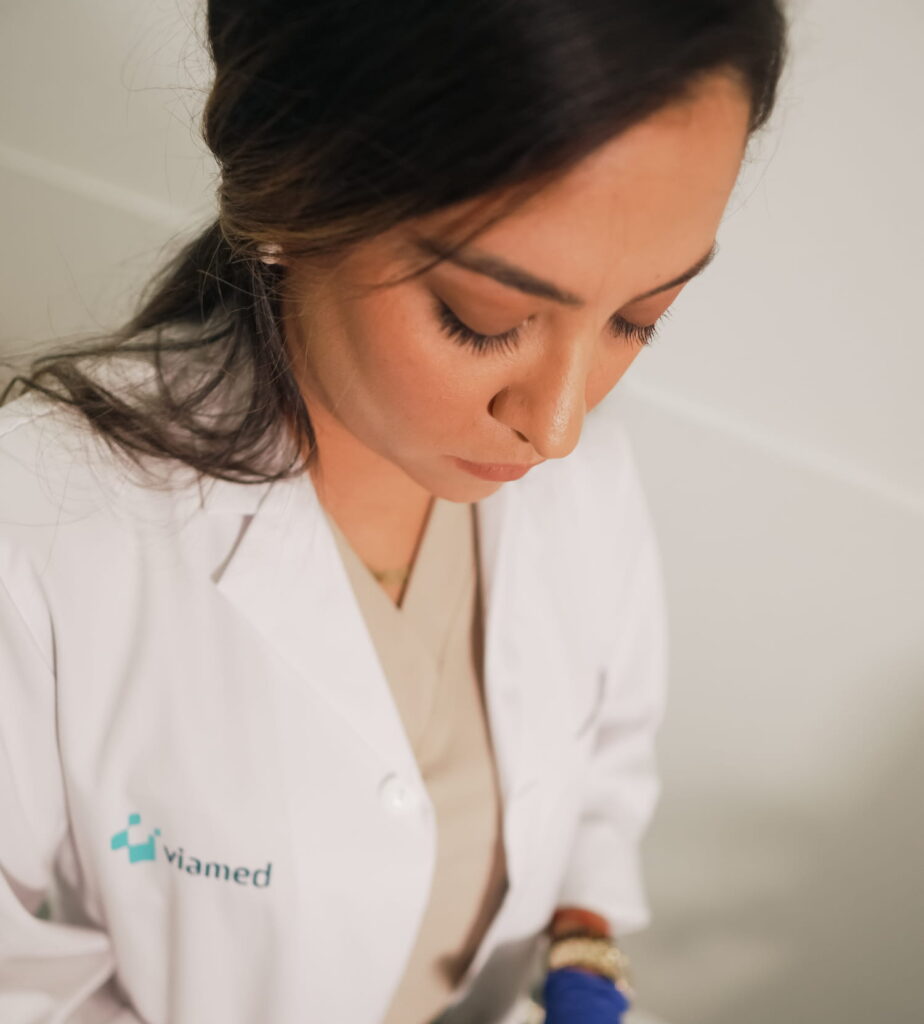 análisis facial profesional en consulta estética Chiclana